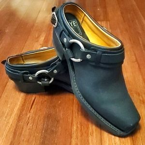 Frye Mule Clog